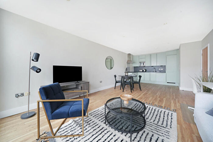 1 Bedroom Flat To Rent In Pepys Street, Tower, EC3N