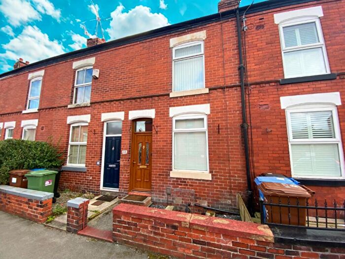 2 Bedroom Terraced House For Sale In Vienna Road, Stockport, Cheshire, SK3