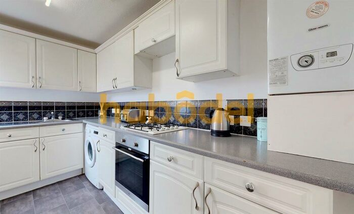 1 Bedroom Flat To Rent In Montgomery Street, Larkhall, Motherwell, ML9