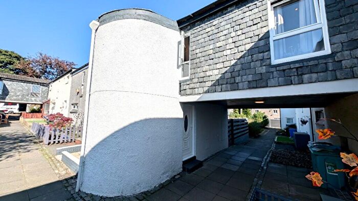 2 Bedroom Terraced House For Sale In Smithyends, G67