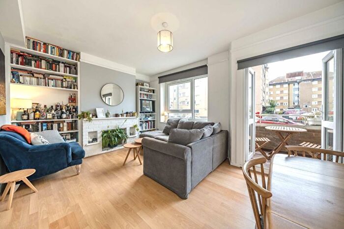 1 Bedroom Flat For Sale In Tulse Hill, Streatham, SW2