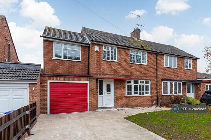 4 Bedroom Semi-Detached House To Rent In Bedford Road, Hitchin, SG5