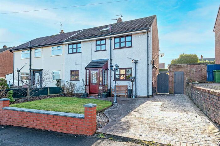 3 Bedroom Semi-Detached House To Rent In Bridge Lane, Appleton, Warrington, WA4