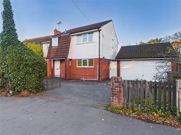 4 Bedroom Detached House For Sale In New London Road, Chelmsford, Essex, CM2