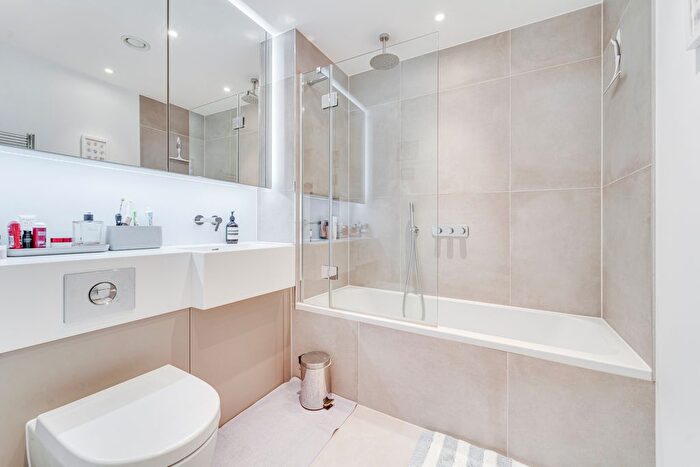 1 Bedroom Flat To Rent In Sterling Way, Islington, London, N7