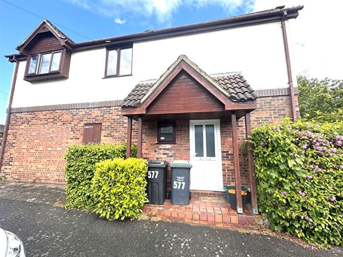 2 Bedroom Flat To Rent In Maidstone Road, Blue Bell Hill, Chatham, ME5