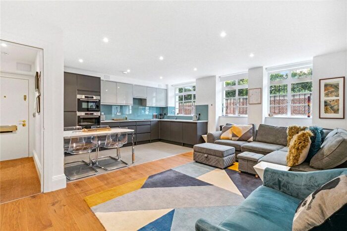2 Bedroom Flat To Rent In Addisland Court, Holland Park, W14