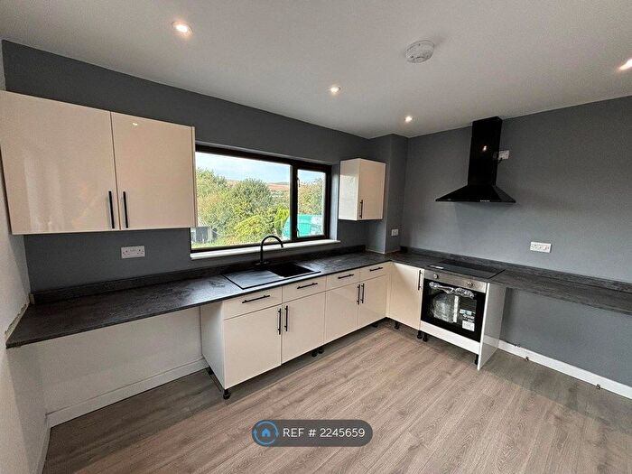 3 Bedroom Semi-Detached House To Rent In Park Lane, Lower Brynamman, Ammanford, SA18