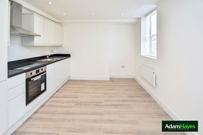 1 Bedroom Apartment To Rent In Regents Park Road, Finchley Central, N3