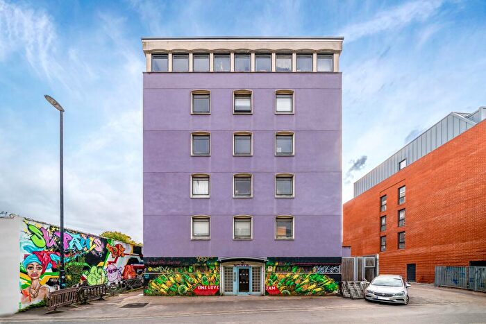 2 Bedroom Apartment To Rent In Lofts, Wilder Street, St Pauls, BS2