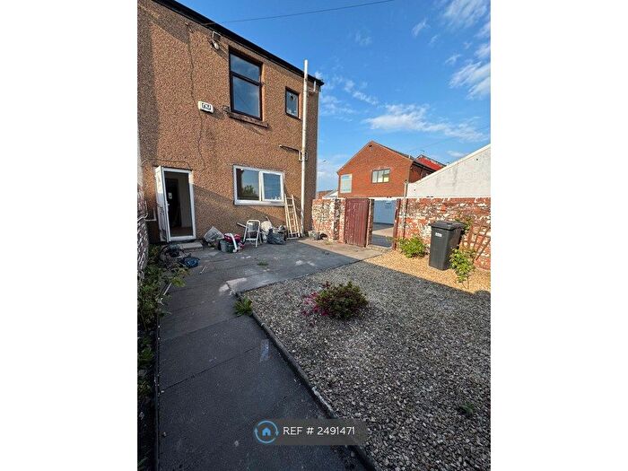 2 Bedroom End Of Terrace House To Rent In Bury Road, Manchester, BL2