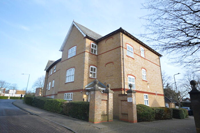 2 Bedroom Flat To Rent In Chamberlayne Avenue, Wembley, HA9