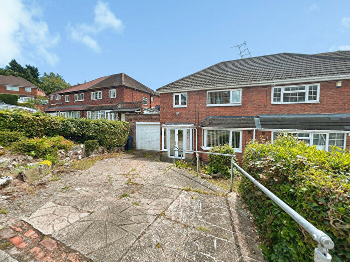 3 Bedroom Semi Detached House For Sale In Bewlys Avenue, Handsworth Wood, Birmingham, B20
