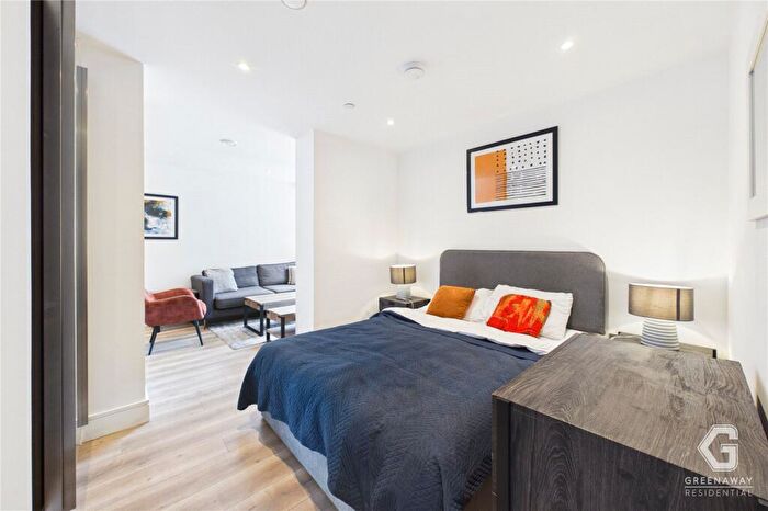 1 Bedroom Apartment To Rent In Wood Street, East Grinstead, West Sussex, RH19