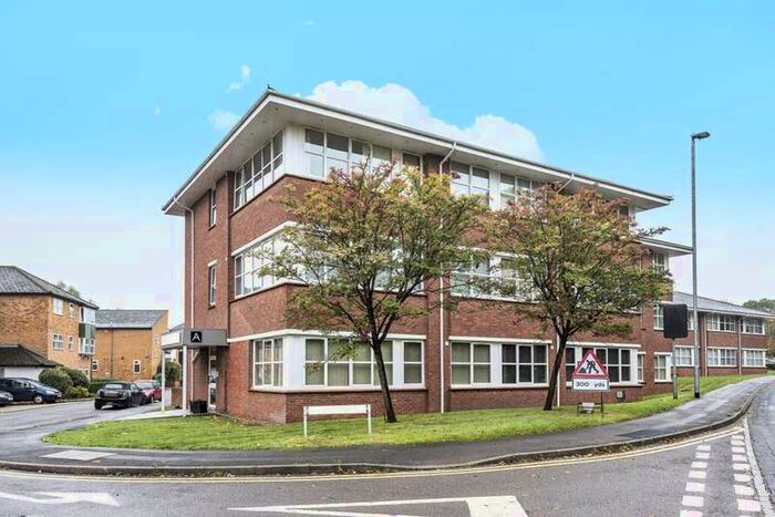 1 Bedroom Flat To Rent In Wokingham, RG41