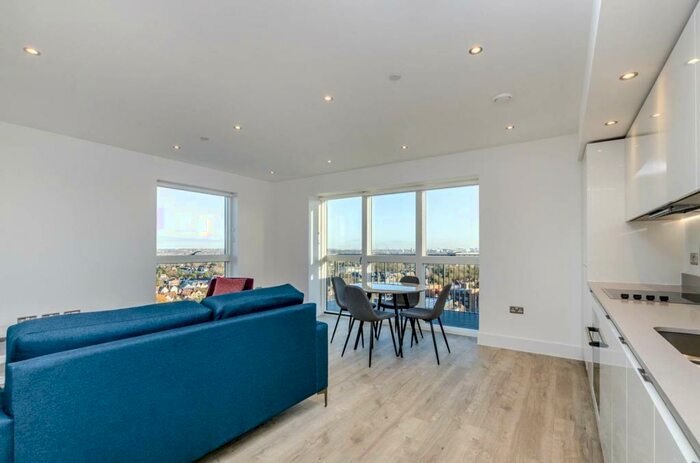 2 Bedroom Flat To Rent In Master Court, Lyon Square, Harrow, HA1