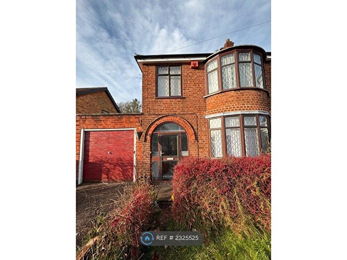 3 Bedroom Semi-Detached House To Rent In Glenborne Road, Leicester, LE2