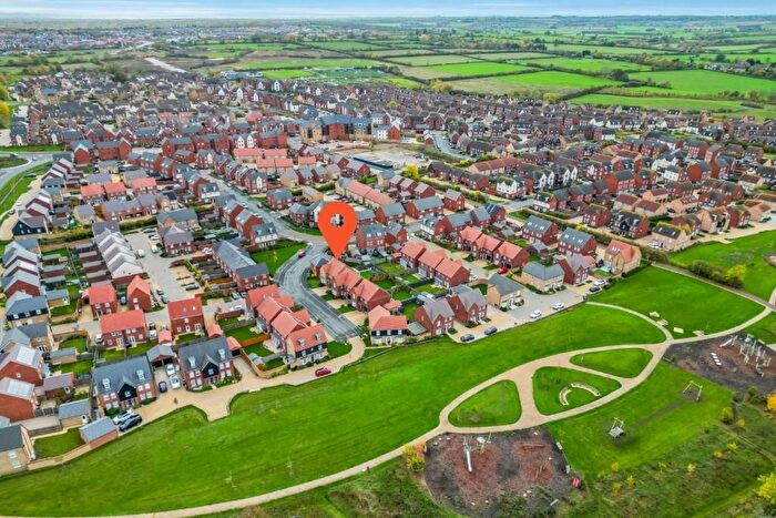 4 Bedroom Detached House For Sale In Maia Way, Fairfields, Milton Keynes, MK11