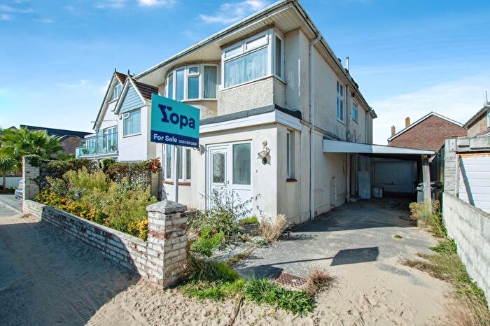 4 Bedroom Detached House For Sale In Harbour Road, Bournemouth, BH6