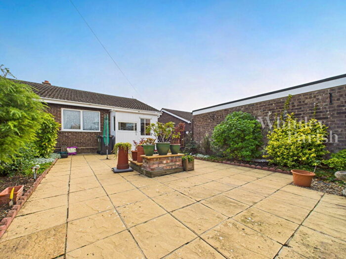 3 Bedroom Semi-Detached Bungalow For Sale In St. Michaels Road, Long Stratton, Norwich, NR15
