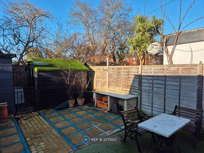 1 Bedroom Flat To Rent In Mitcham, London, CR4