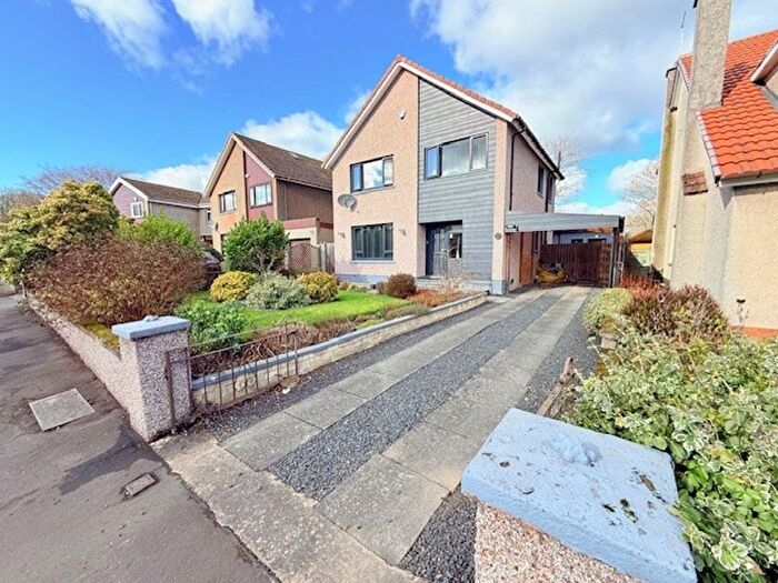 4 Bedroom Detached House For Sale In Vardon Drive, Glenrothes, KY7