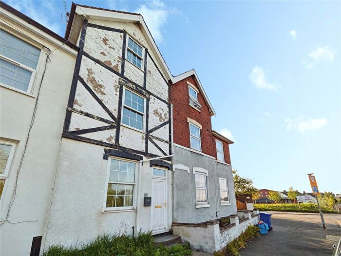 3 Bedroom Terraced House To Rent In Maughan Street, Dudley, West Midlands, DY1
