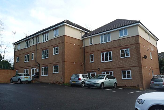 2 Bedroom Flat To Rent In Beacon Hill, Purfleet, RM19