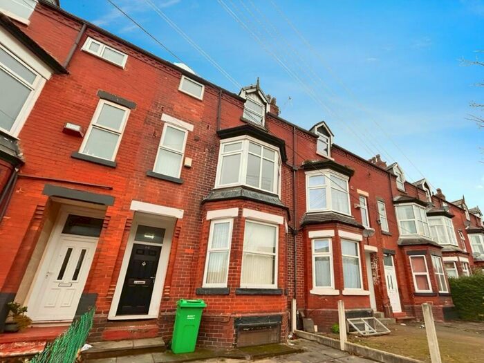 6 Bedroom Terraced House To Rent In Egerton Road, Manchester, Greater Manchester, M14