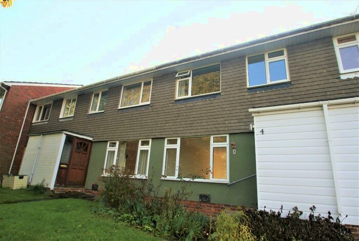 3 Bedroom Terraced House To Rent In Clatford Manor Estate, Upper Clatford, SP11