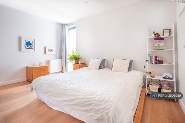 1 Bedroom Flat To Rent In Brookhill Road, London, SE18