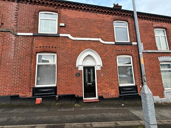 2 Bedroom Terraced House For Sale In Arundel Street, Ashton-Under-Lyne, OL6