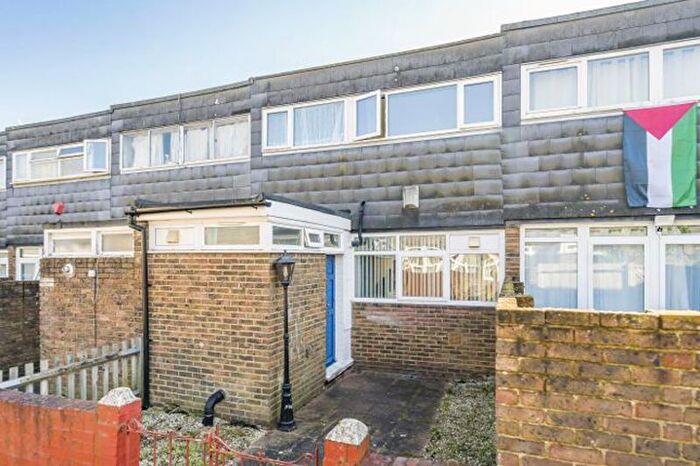 4 Bedroom Property To Rent In Ramilles Close, London, SW2