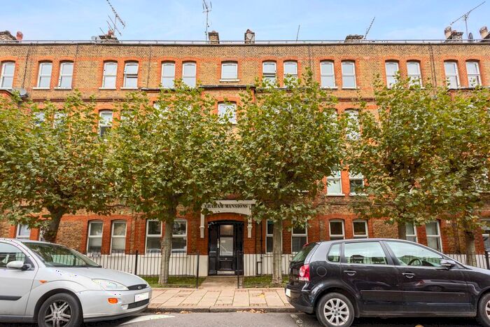 2 Bedroom Flat To Rent In Graham Mansions, (), Hackney, E8