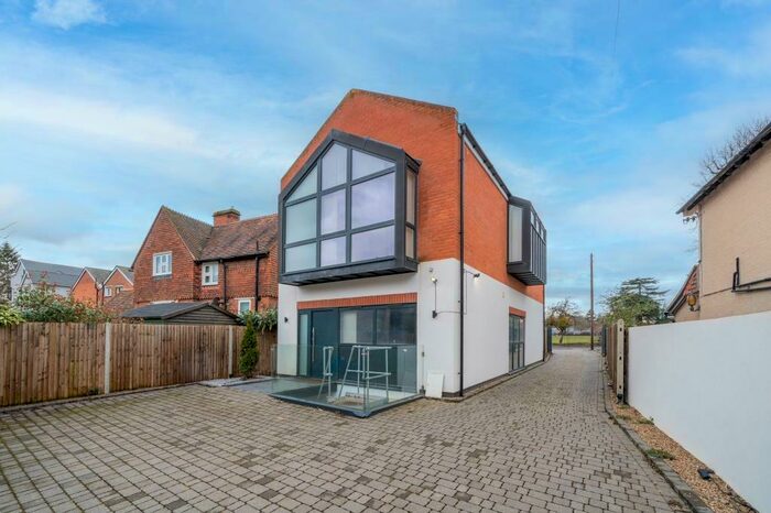 5 Bedroom Detached House To Rent In Winkfield Road, Ascot, SL5