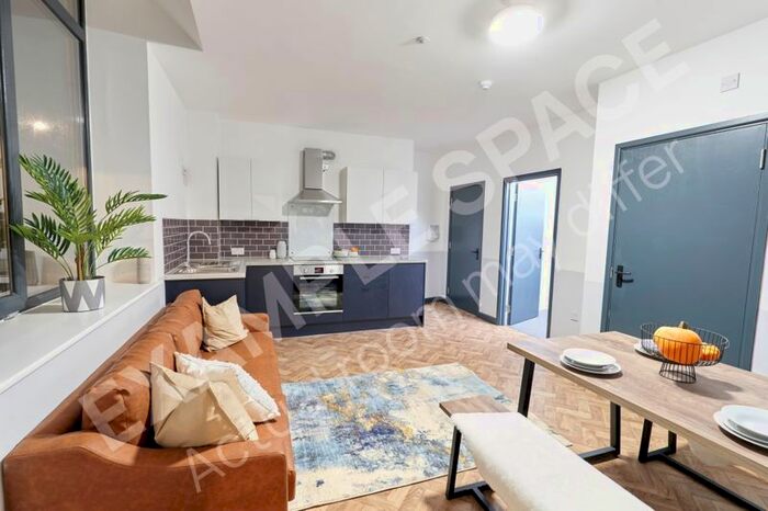 1 Bedroom Flat To Rent In Lawrence Hill, Bristol, BS5