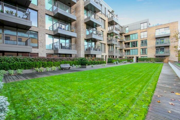 1 Bedroom Flat To Rent In Camberwell Passage, London, SE5