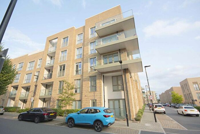 3 Bedroom Maisonette To Rent In Charmille Avenue, London, NW9