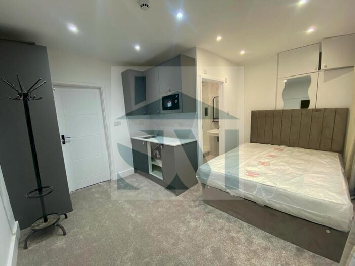 1 Bedroom Studio To Rent In Wandsworth High Street, London, SW18