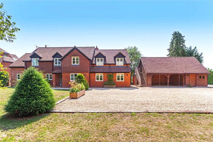 5 Bedroom Detached House For Sale In Wood Lane, Kidmore End, Reading, Oxfordshire, RG4
