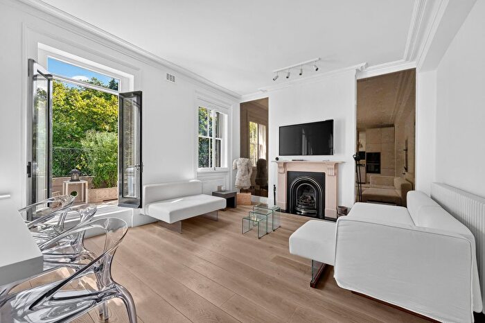 2 Bedroom Terraced House To Rent In Ennismore Gardens, Knightsbridge, SW7