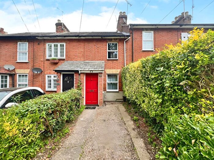 2 Bedroom House To Rent In Crescent Road, Brentwood, Essex, CM14