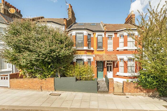 4 Bedroom Terraced House For Sale In Beresford Road, London, N8