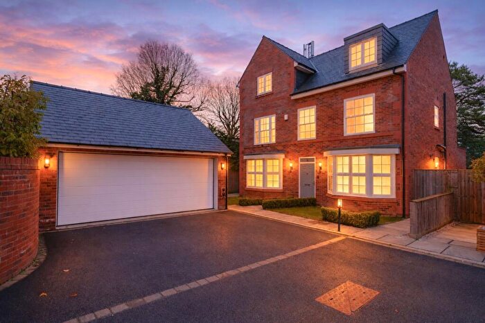 6 Bedroom Detached House For Sale In Green Ridge Court, Sandiway, CW8