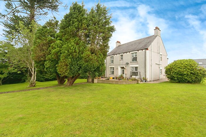 6 Bedroom Detached House For Sale In Tyn Lon, Holyhead, Isle Of Anglesey, LL65