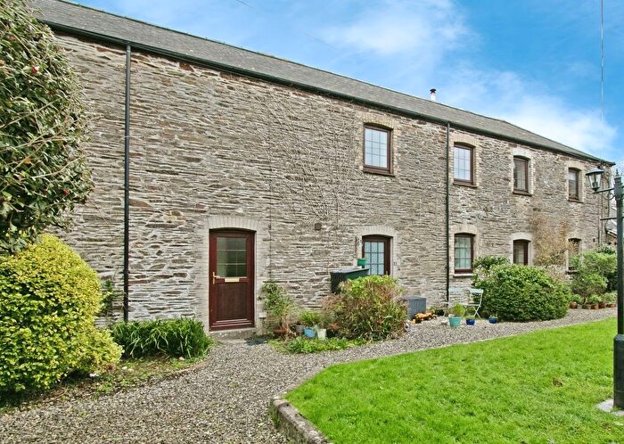 2 Bedroom Barn Conversion For Sale In Penmount, Truro, Cornwall, TR4