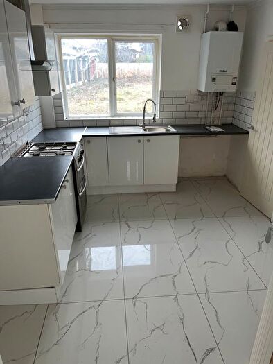 3 Bedroom Terraced House To Rent In Stockil Road, Doncaster, DN4