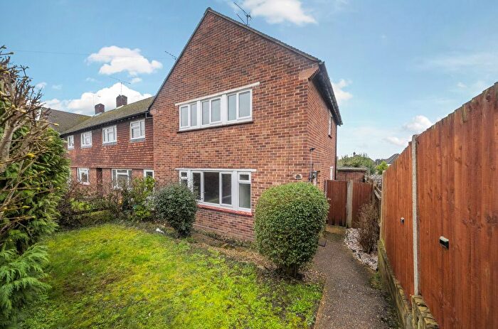3 Bedroom End Terrace House For Sale In Lincoln Green Road, Orpington, BR5
