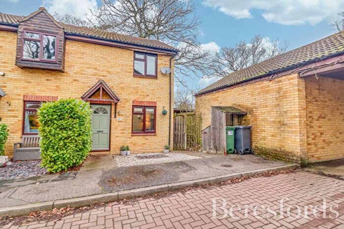 2 Bedroom End Terrace House For Sale In Langdale, Great Notley, CM77