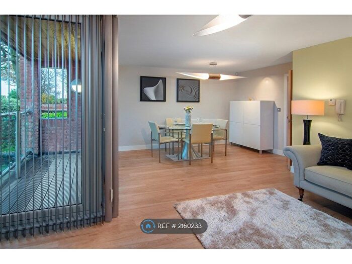 2 Bedroom Flat To Rent In Fairlawn Road, Lytham, Lytham St. Annes, FY8
